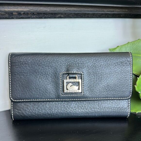 Dooney and Bourke, genuine, leather wallet, clutch handbag purse - Picture 1 of 7